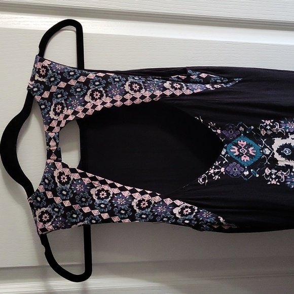 Ecote Women's mini dress in Batik print, size M - Picture 5 of 5